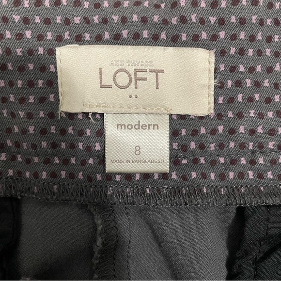 LOFT Modern Style Pants Size 8 Gray Pink Geometric Design - Picture 3 of 10